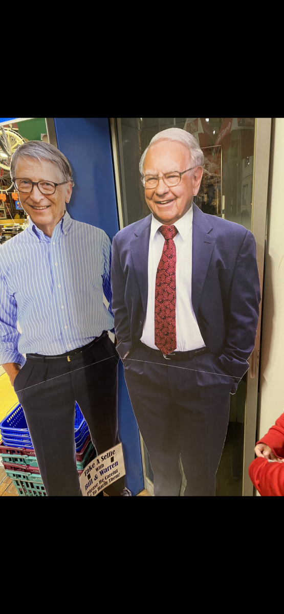 Taken in Omaha, Nebraska. Cardboard versions of Bill Gates and Warren Buffett.